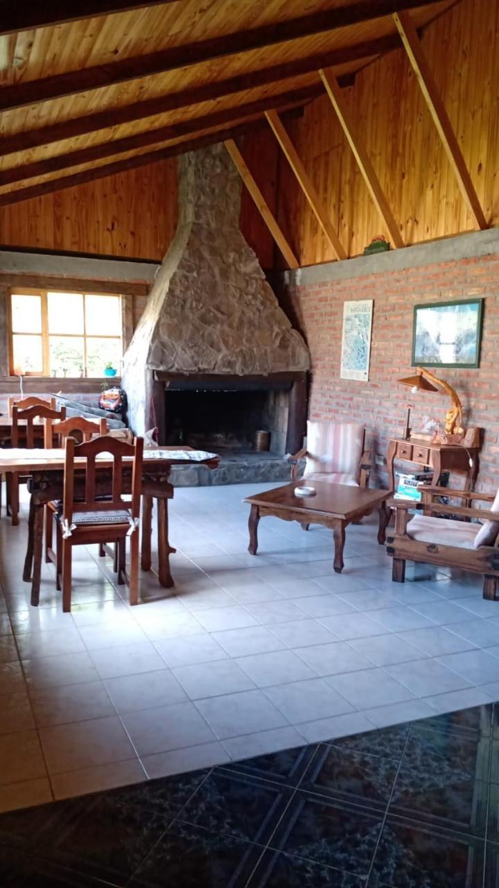 Hosteria Altas Cumbres El Chalten Buitenkant foto